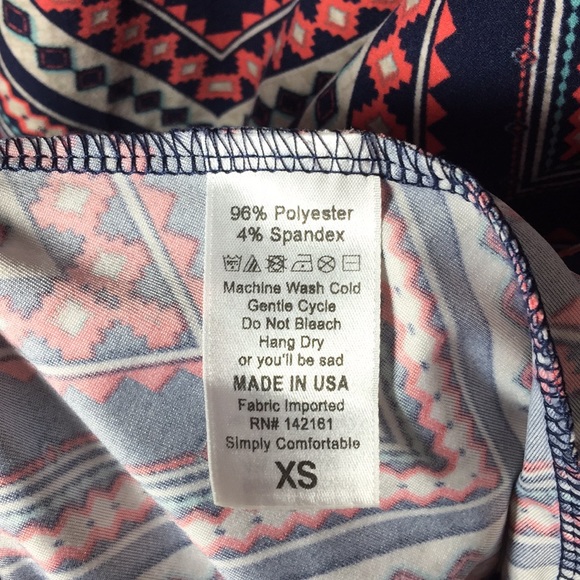 🚫SOLD🚫 LuLaRoe XS Carly - Picture 4 of 4